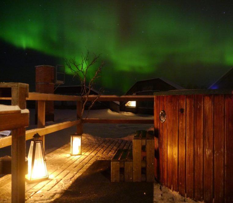 Mattarahkka Northern Light Lodge Кіруна Екстер'єр фото